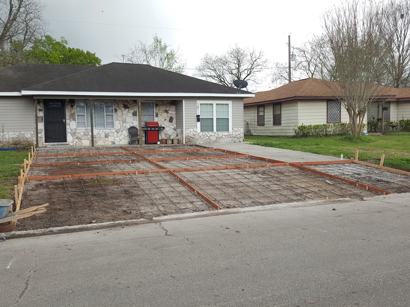 Driveway or foundation repair project photo